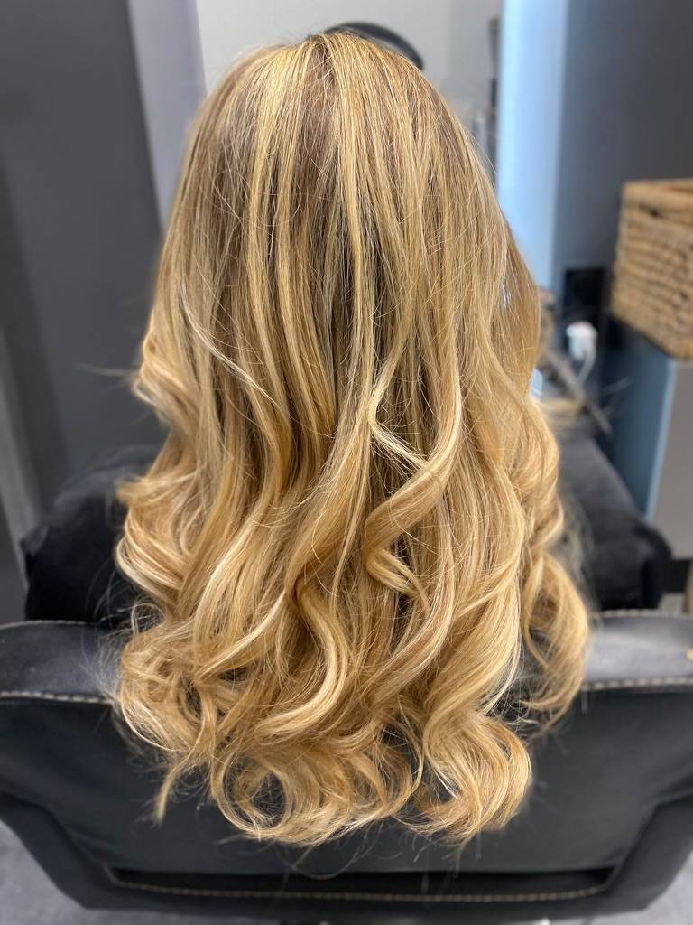 Tarif pour un balayage sur cheveux chatains Centre-ville Marseille 6ème